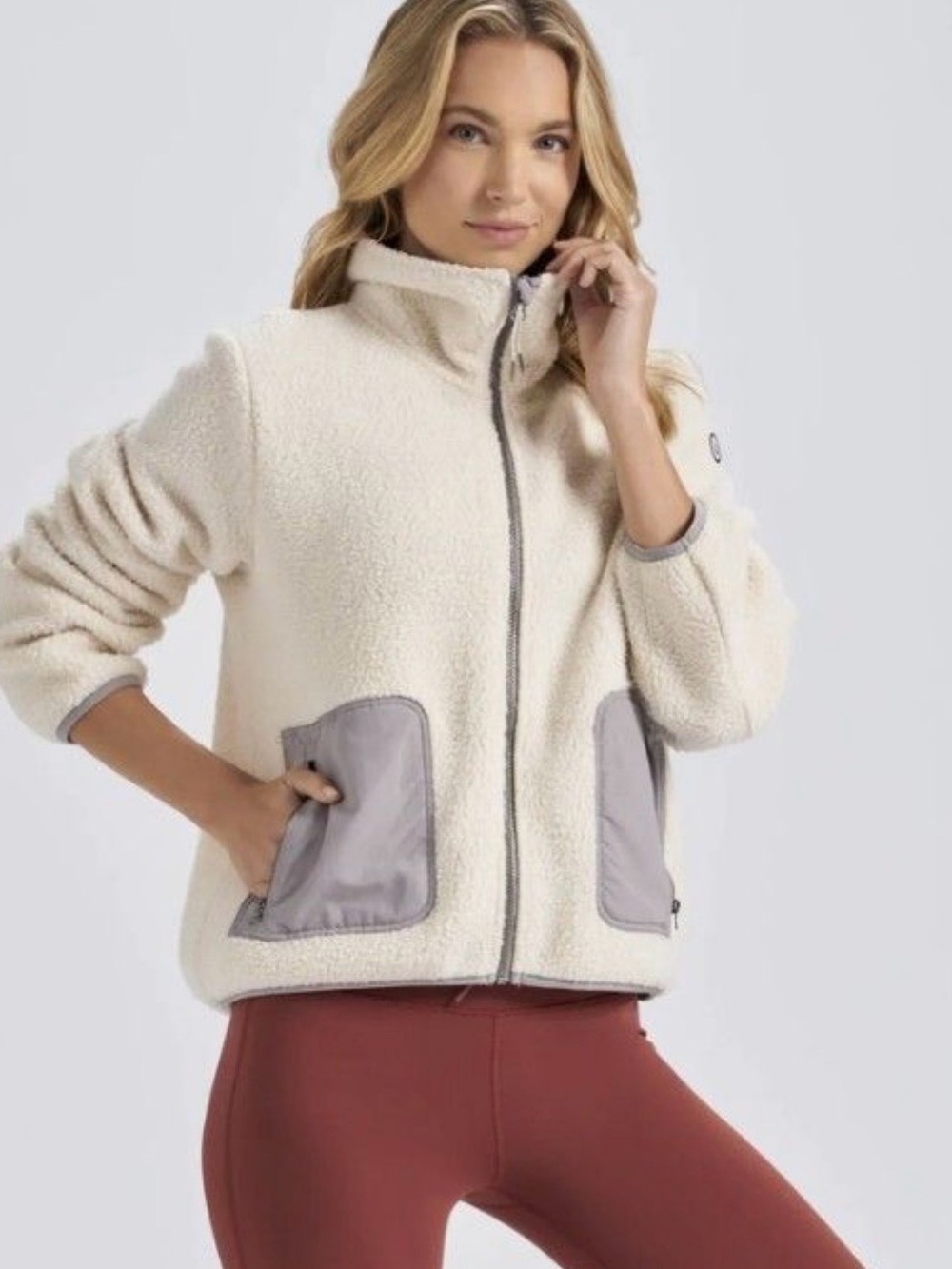 Vuori Alpine Cream Sherpa Zip-Up Jacket with Contrast Pockets M